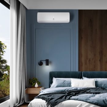 Electrolux EACS/I-12HAL/N8 серии Loft DC - фото в интерьере